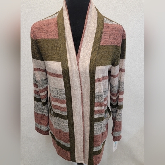 BOBEAU EXCLUSIVELY FOR STITCH FIX Size Medium Petite Long Sleeve Cardigan - Picture 8 of 14